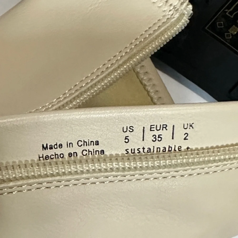 Call It Spring Women's Mars Ankle Boot size 5 cream